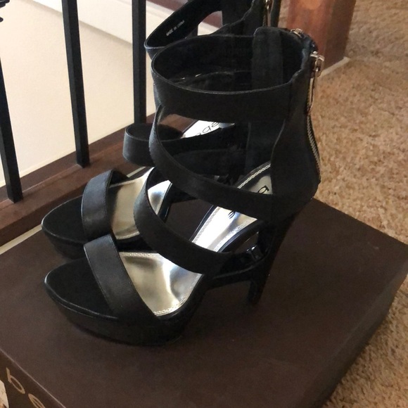 Sophisticated  Bebe shoes - Picture 3 of 8